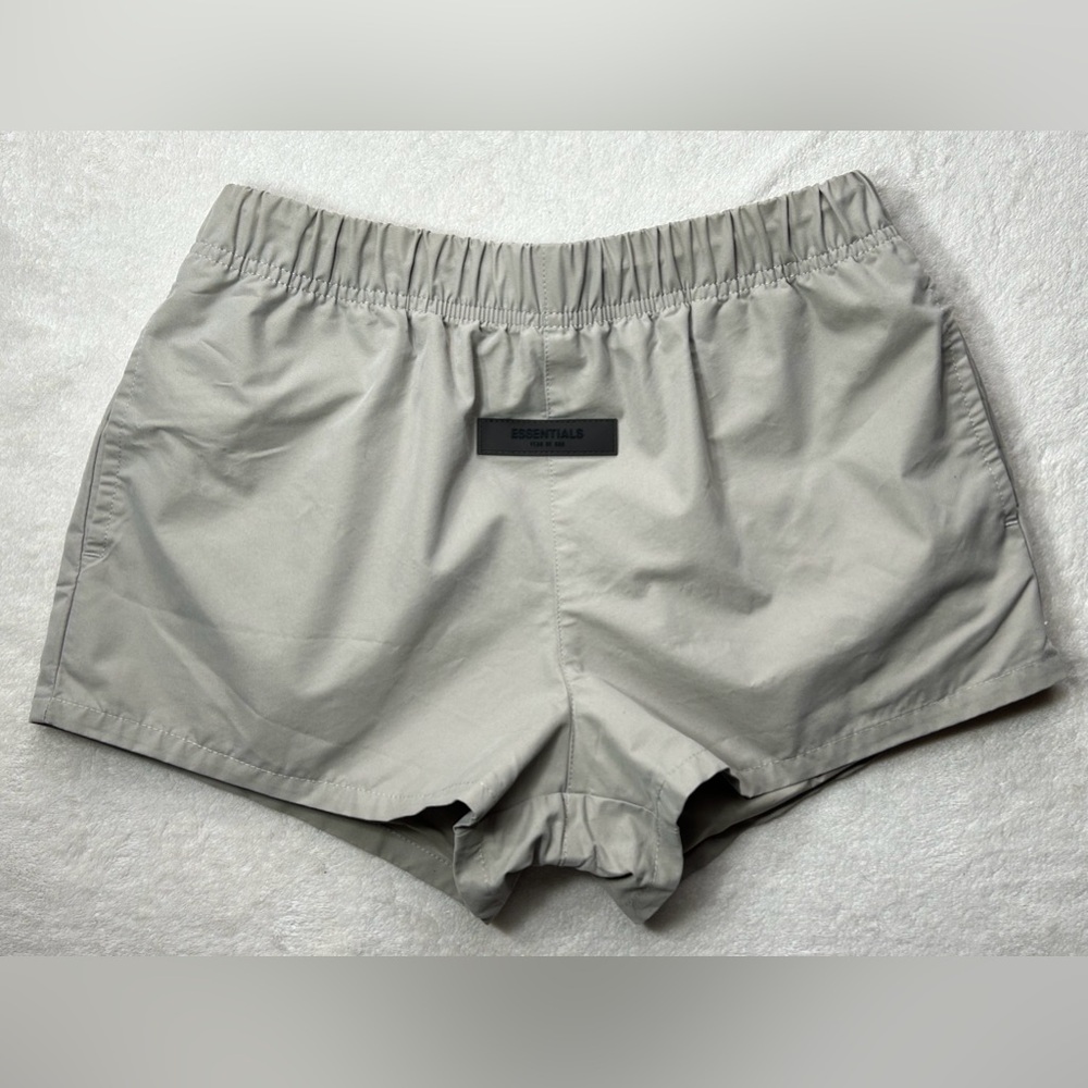 Fear of God Essentials Cotton Blend Dock Shorts size S Fully Lined Running Short